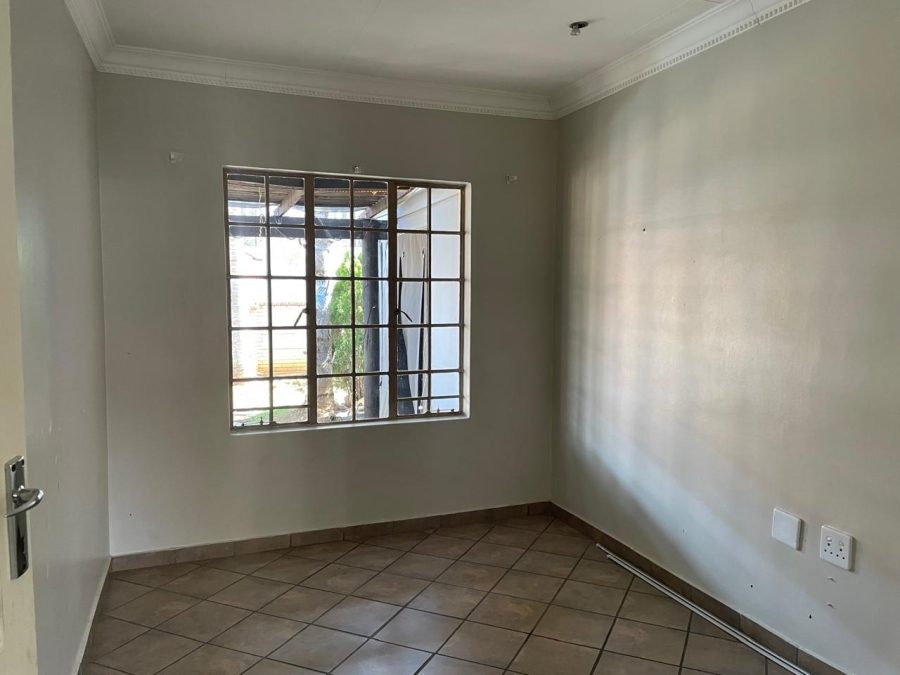 4 Bedroom Property for Sale in Waterkloof A H North West